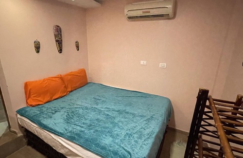 Aswan Bed & Breakfast | 20 minutes to the airport- common swimming pool (Nile View)