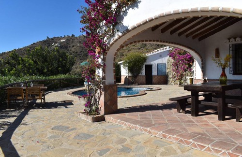 Competa House | 200 m² House ∙ 3 bedrooms ∙ 6 guests