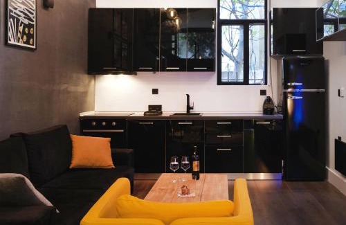 Kypseli Apartment | 200 Mb fibre remote workers' Dreamhouse