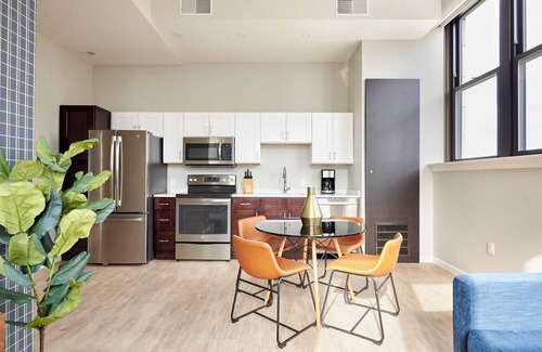 Downtown Detroit Apartment | #201 - Kasa Cadillac Square Detroit