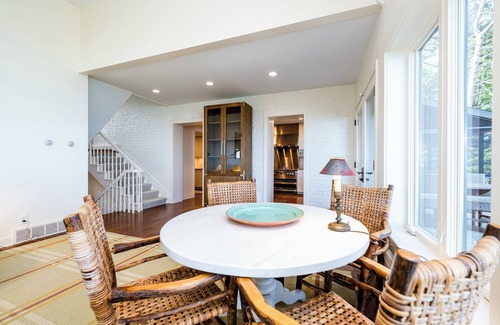 Stevensville House | (2026 OPEN!) Luxurious and Private Lakefront Estate!