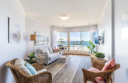 Shoal Bay Apartment | 203 The Breakwater 2 Messines St magical unit with lift pool views and aircon