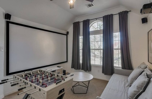 DeSoto House | 206 m² House ∙ 5 bedrooms ∙ 12 guests
