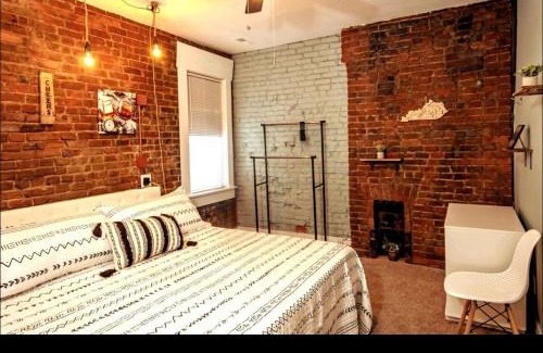 Butchertown Apartment | 20Percent OFF Spacious 6BR Loft Style with Pool Table, Sleeps 16 in Comfort