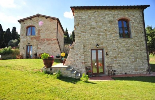 Rignano sull'Arno House | 210 m² House ∙ 4 bedrooms ∙ 15 guests