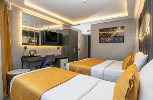 Pendik District Hotel | 216 Silver Suite