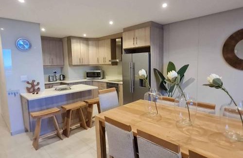 Durban Central Business District Apartment | 223 Beacon Rock - 3 Bedroom