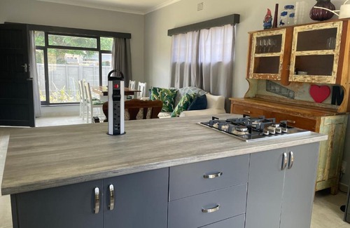 Knysna Central House | 23 Green Street