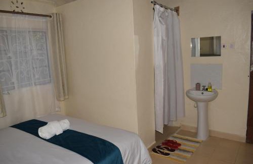 Kenya House | 24 Saba Airbnb