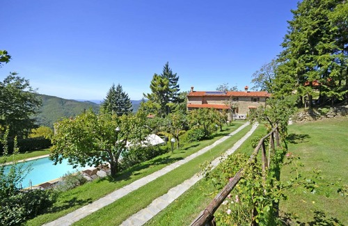 Pieve di Chio Villa | 240 m² Villa ∙ 5 bedrooms ∙ 10 guests