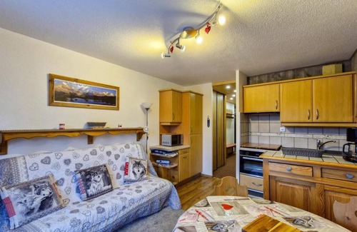 Flaine Apartment | 250m from ski slopes, 2nd floor, view ski slopes, balcony, tv, ski locker, 37m², Flaine