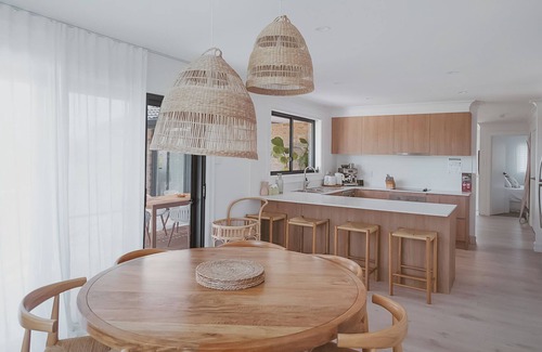 Forster House | 250m to One Mile Beach! Pool with slide, hot tub, fire pit, pool table!