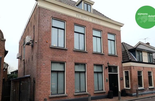 Harmelen House | 256 m² House ∙ 5 bedrooms ∙ 10 guests
