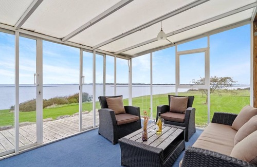 Struer Municipality House | 260 m² House ∙ 1 bedroom ∙ 18 guests