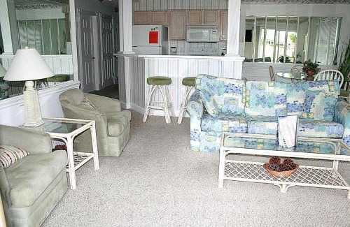 Calabash Apartment | 27 Hole Golf Resort Condo 501M