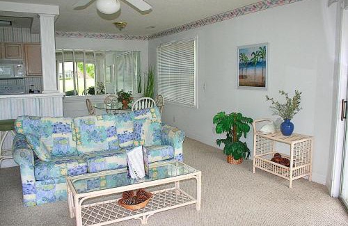 Calabash Apartment | 27 Hole Golf Resort Condo 501M