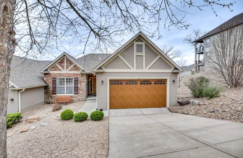 Camdenton House | 297 m² House ∙ 4 bedrooms ∙ 12 guests