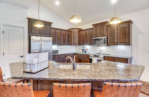 Camdenton House | 297 m² House ∙ 4 bedrooms ∙ 12 guests