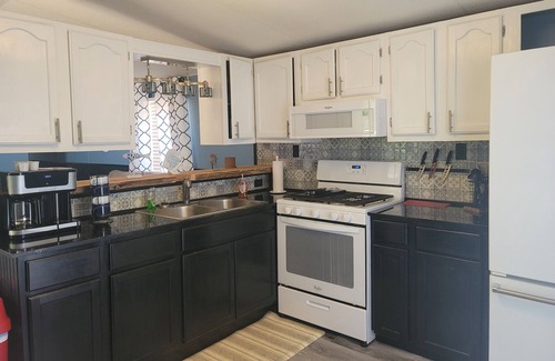 Mannford House | 2bedroom 1bath Little home at Keystone Lake