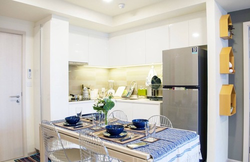 Rama 9 Condo | 2BR/2BTH Maestro 03 ✦ Shuttle to Subway ✦ Pool & Gym ✦ 49" Smart TV ✦ 100MBWiFi