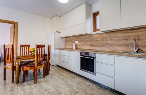 Przno Apartment | 2BR Apartment Next to the Beach