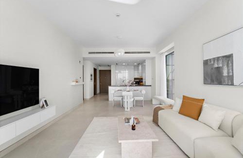 Al Safa Apartment | 2BR Canal Front B3, Canal Views