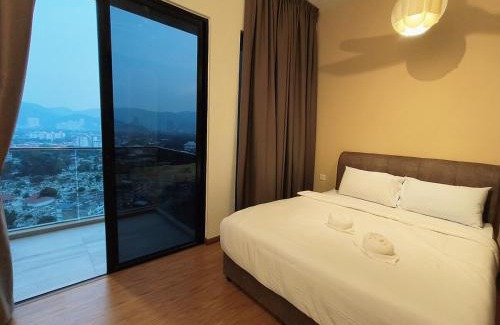 George Town Apartment | 2BR Georgetown Luxury Suite #RooftopPool #Beacon