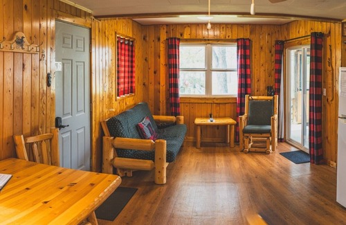 Backus Cabin | 2BR Lakefront Cabin w/Private Launch & Dock