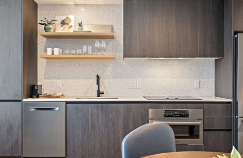Rainey Street Historic District Apartment | 2BR Lux Highrise + Austin + Vibrant Rainey St