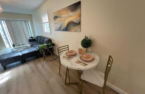 Woodburn House | 2BR Modern Home - Near WVU, Hospitals & Stadium