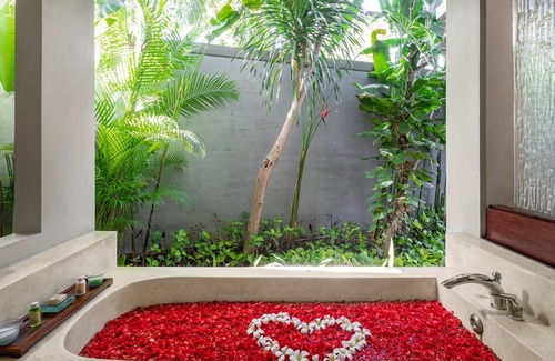 Dyanapura Villa | 2BR Private Pool Villa only 2 minutes to Seminyak Beach