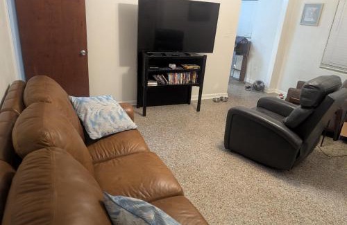 Gainesville Villa | 2BR Quiet & Comfortable with Carport