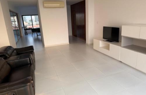 Luanda Apartment | 2BR Seaview escape at Luandas new marginal