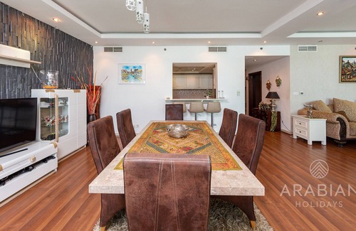 Dubai Marina Villa | 2BR Spacious Villa - Dubai Marina