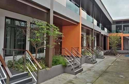 Ban Lam Rua Taek Apartment | 2M Place Apartment