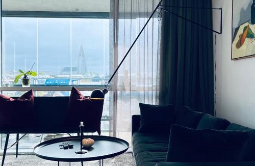 Downtown Apartment | 2x Bedroom Luxury Apartment with amazing views!