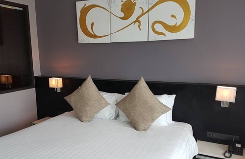 Chalong Apartment | 3 Amazing Beach Front Patong
