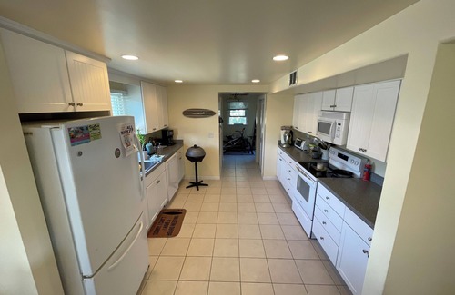 Ship Bottom Condo | 3-bdrm condo in Ship Bottom. 1 block from beach and bars. Surfboards included!