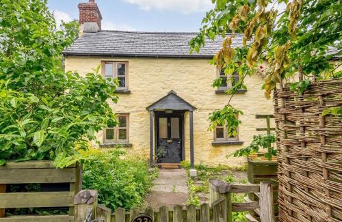 Clyro House | 3 Bed in Clyro 88077