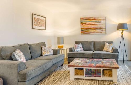 Rye Apartment | 3 Bed in Rye 90766