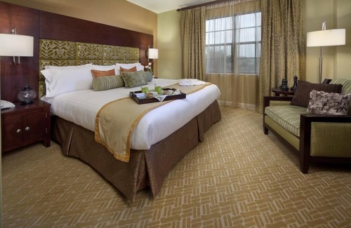 Marco Island Resort | 3 Bed Waterfront luxury resort