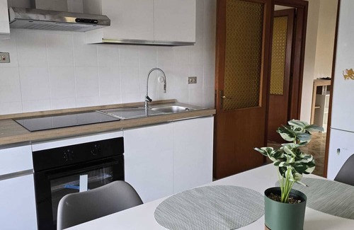 Montepaone Lido Apartment | 3-bedroom apartment in superb Calalunga-pietragrande with WiFi, AC