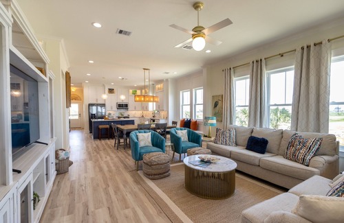 Terramar Beach House | 3 Bedroom/2 Bath Tropical Sunset Lagoon Style