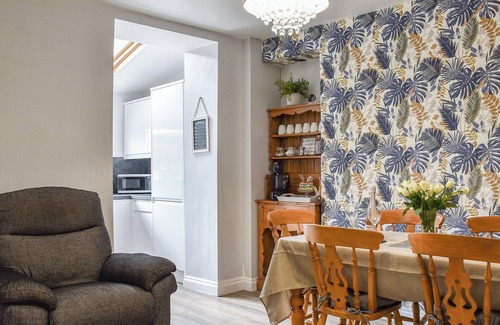 Cwmcarn Cottage | 3 bedroom accommodation in Crosskeys, near Newport