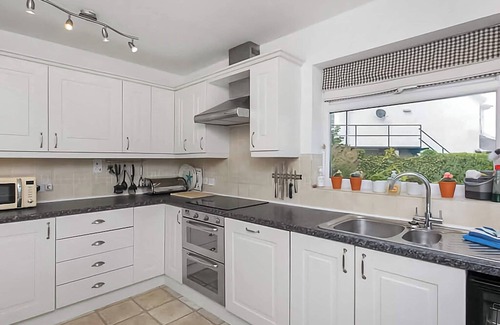 Moelfre Cottage | 3 bedroom accommodation in Moelfre, near Benllech