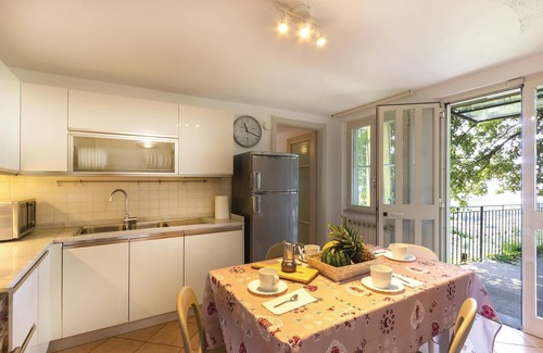 Massa House | 3 bedroom accommodation in Massa -MS-
