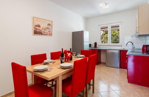 Cove Osibova (Milna) Apartment | 3 bedroom amazing apartment in Milna