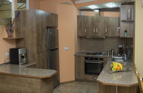 Kentron Apartment | 3 Bedroom apartment in Center witch terrace