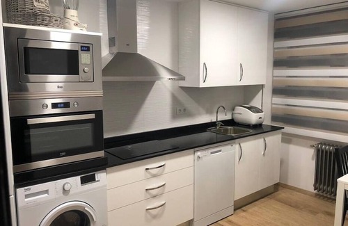 Soria Apartment | 3-bedroom apartment in charming Soria with WiFi