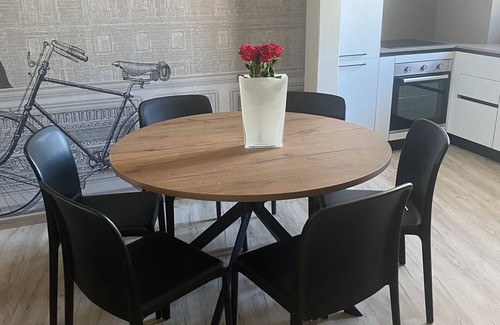 San Lorenzo Apartment | 3 bedroom apartment in florence